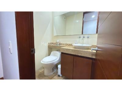 Apartamento en venta en Santa Ana Occidental, Bogotá · foto 2 de 20