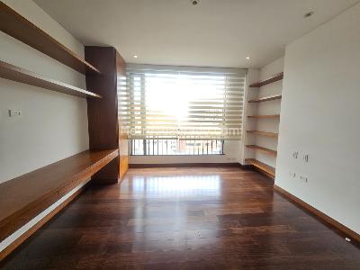 Apartamento de 4 alcobas en venta en Los Rosales, Bogotá, 350 m² · foto 12 de 18