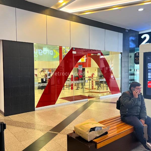 Local Comercial en Venta, UNICENTRO, Bogotá D.C. - Más