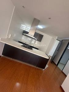 Apartamento de 1 alcoba en venta en Cedritos, Bogotá, 61 m² · foto 2 de 15