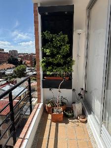 Apartamento de 1 alcoba en venta en Cedritos, Bogotá, 61 m² · foto 8 de 15