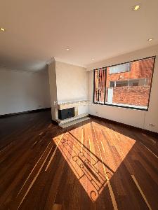 Apartamento en venta en Santa Barbara Occidental, Bogotá · foto 3 de 18