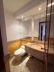 Apartamento en venta en Santa Barbara Occidental, Bogotá · foto 5 de 18