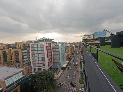 Apartaestudio en venta en Chico, Bogotá, 15 m² · foto 1 de 8