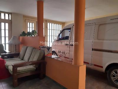 Casa de 5 alcobas en venta en Nueva Marsella I, Bogotá, 200 m² · foto 2 de 12