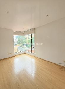 Apartamento de 3 alcobas en venta en Parque Del Virrey, Bogotá, 112 m² · foto 3 de 12
