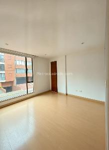Apartamento de 3 alcobas en venta en Parque Del Virrey, Bogotá, 112 m² · foto 6 de 12