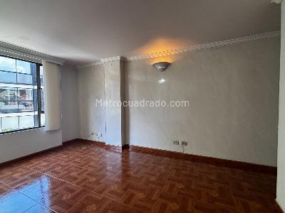 Apartamento de 3 alcobas en venta en Chapinero Alto, Bogotá, 71 m² · foto 3 de 20