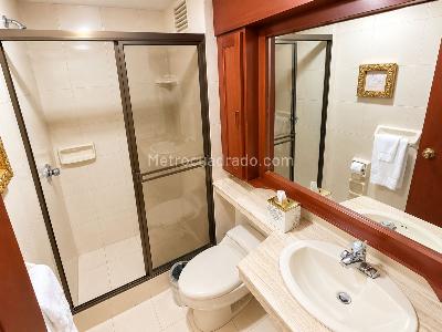 Apartamento de 3 alcobas en venta en Chico Navarra, Bogotá, 155 m² · foto 8 de 20