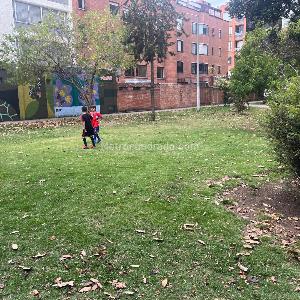 Apartamento de 3 alcobas en venta en Chico Navarra, Bogotá, 155 m² · foto 15 de 20