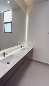 Apartamento de 3 alcobas en venta en San Patricio, Bogotá, 191 m² · foto 16 de 17