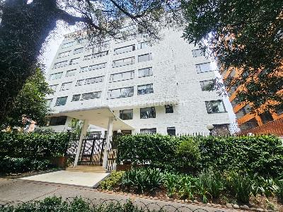 Apartamento de 3 alcobas en venta en La Cabrera, Bogotá, 136 m² · foto 14 de 14