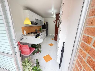 Apartamento de 3 alcobas en venta en Colina Campestre, Bogotá, 116 m² · foto 9 de 20