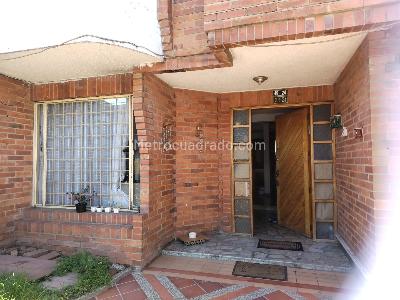 Casa en venta en Spring, Bogotá · foto 2 de 20