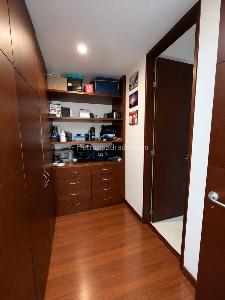 Apartamento de 3 alcobas en venta en El Salitre, Bogotá, 215 m² · foto 15 de 20