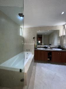Apartamento de 3 alcobas en venta en El Salitre, Bogotá, 215 m² · foto 17 de 20