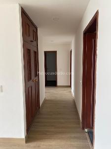 Apartamento en venta en Santa Barbara Central, Bogotá · foto 5 de 10
