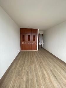 Apartamento en venta en Santa Barbara Central, Bogotá · foto 8 de 10