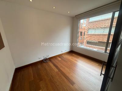 Apartamento en arriendo en Chico Reservado, Bogotá · foto 7 de 12
