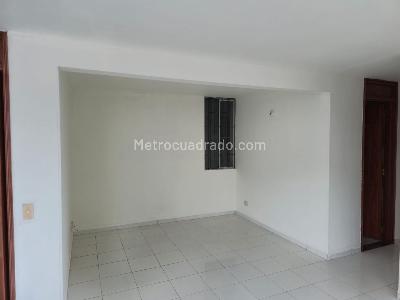 Apartamento en venta en Ciudad Salitre, Bogotá · foto 3 de 13