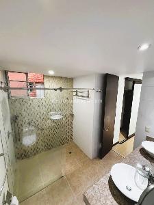 Apartamento de 3 alcobas en venta en Alcala, Bogotá, 130 m² · foto 5 de 16