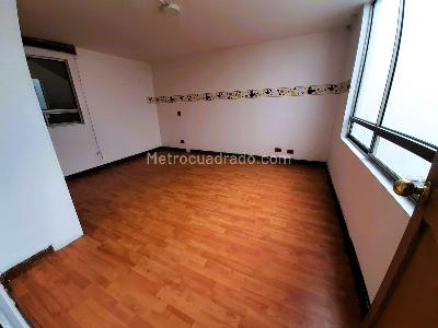 Casa de 5 alcobas en venta en Prado Pinzon, Bogotá, 505 m² · foto 12 de 20