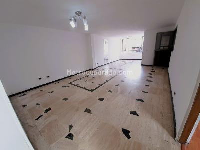 Casa de 5 alcobas en venta en Prado Pinzon, Bogotá, 505 m² · foto 9 de 20