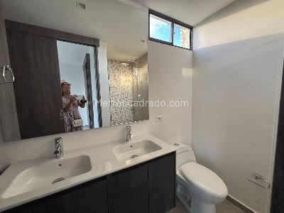 Apartamento de 2 alcobas en venta en Lagos De Caujaral, Barranquilla, 64 m² · foto 2 de 12