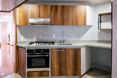 Apartamento de 3 alcobas en venta en Chico Navarra, Bogotá, 103 m² · foto 12 de 16