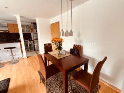 Apartamento de 1 alcoba en venta en Chico, Bogotá, 38 m² · foto 2 de 15