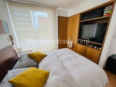 Apartamento de 1 alcoba en venta en Chico, Bogotá, 38 m² · foto 4 de 15