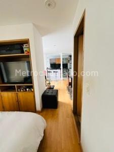 Apartamento de 1 alcoba en venta en Chico, Bogotá, 38 m² · foto 5 de 15