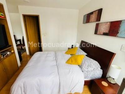 Apartamento de 1 alcoba en venta en Chico, Bogotá, 38 m² · foto 8 de 15
