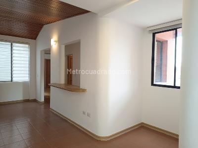 Apartamento de 1 alcoba en venta en Mariscal Sucre, Bogotá, 46 m² · foto 1 de 20