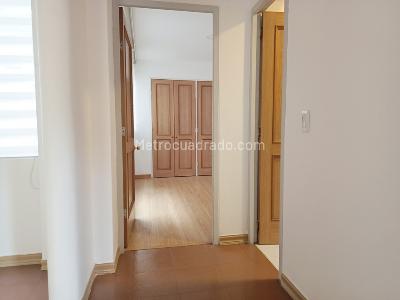 Apartamento de 1 alcoba en venta en Mariscal Sucre, Bogotá, 46 m² · foto 7 de 20