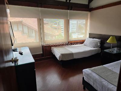 Apartamento de 2 alcobas en arriendo en La Carolina Country, Bogotá, 72 m² · foto 12 de 14