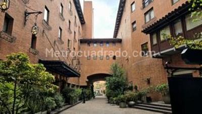 Apartamento de 2 alcobas en arriendo en La Carolina Country, Bogotá, 72 m² · foto 8 de 14