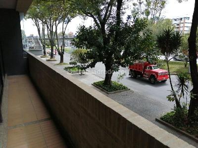Apartamento de 1 alcoba en venta en Parque Del Virrey, Bogotá, 67 m² · foto 5 de 8