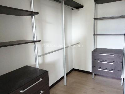 Apartamento de 1 alcoba en venta en Parque Del Virrey, Bogotá, 67 m² · foto 7 de 8
