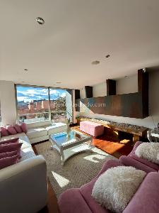 Apartamento de 3 alcobas en venta en San Patricio, Bogotá, 295 m² · foto 2 de 20
