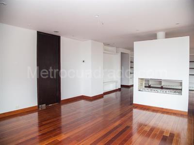 Apartamento en venta en El Refugio, Bogotá · foto 5 de 20