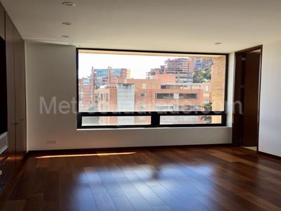Apartamento de 4 alcobas en venta en La Cabrera, Bogotá, 350 m² · foto 13 de 17