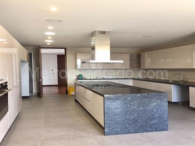 Apartamento de 4 alcobas en venta en La Cabrera, Bogotá, 350 m² · foto 7 de 17