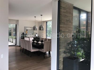 Apartamento de 4 alcobas en venta en Chico Reservado, Bogotá, 369 m² · foto 4 de 17