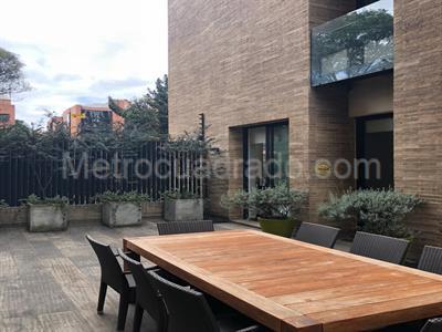 Apartamento de 4 alcobas en venta en Chico Reservado, Bogotá, 369 m² · foto 16 de 17