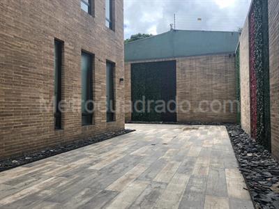 Apartamento de 4 alcobas en venta en Chico Reservado, Bogotá, 369 m² · foto 9 de 17