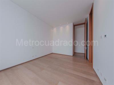Apartamento de 3 alcobas en venta en Chico Reservado, Bogotá, 365 m² · foto 9 de 18