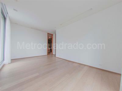Apartamento de 3 alcobas en venta en Chico Reservado, Bogotá, 365 m² · foto 16 de 18