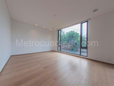 Apartamento de 3 alcobas en venta en Chico Reservado, Bogotá, 365 m² · foto 4 de 18