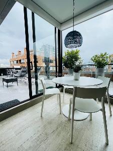 Apartamento de 3 alcobas en venta en Chico Reservado, Bogotá, 263 m² · foto 10 de 20